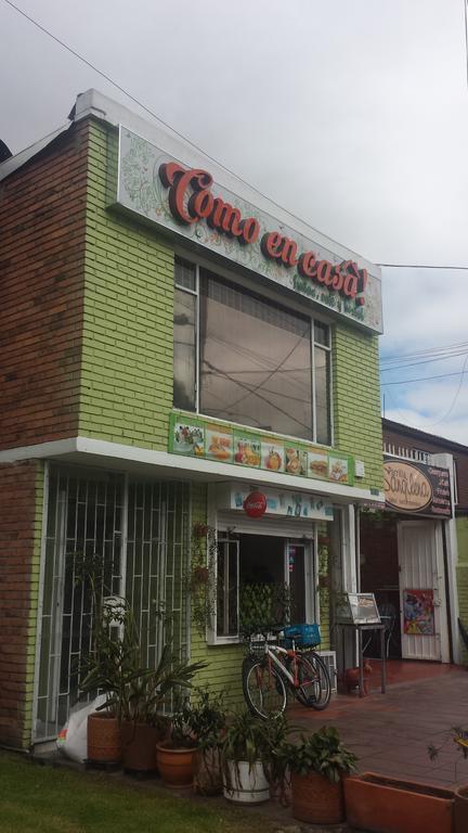 Como En Casa! Restaurante Y Hostal Bogotá Exterior foto